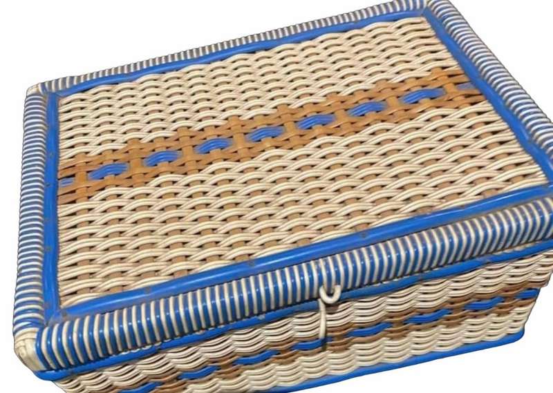 Needlework/sewing basket vintage