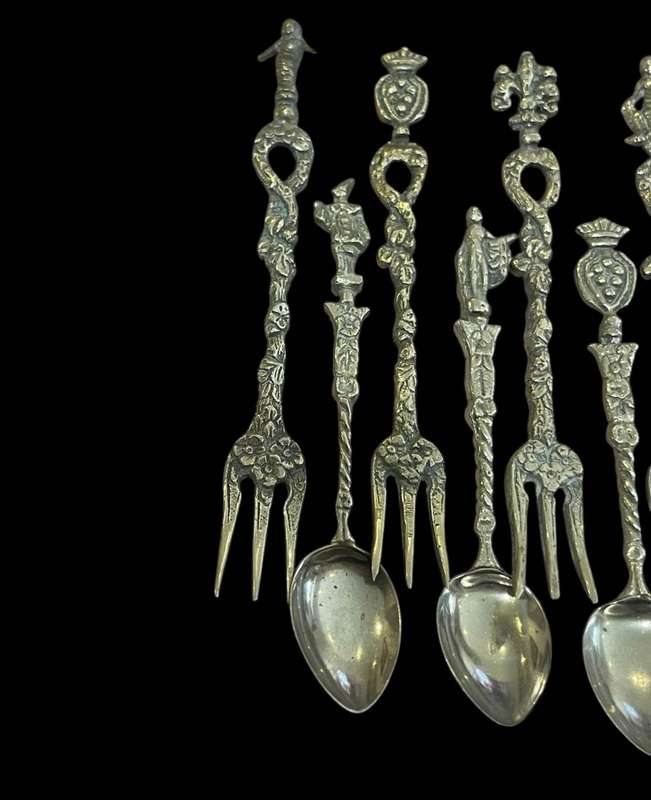 Cake forks/teaspoons Italy