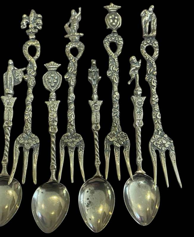 Cake forks/teaspoons Italy
