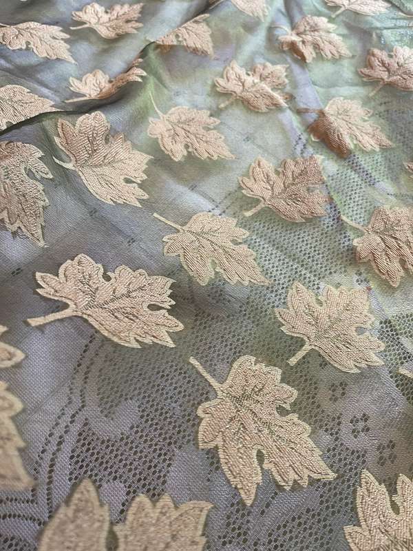 Table centre piece/ overlay/tablecoth(7)each