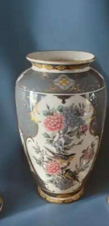 Vase Imari