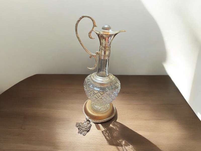 Claret jug