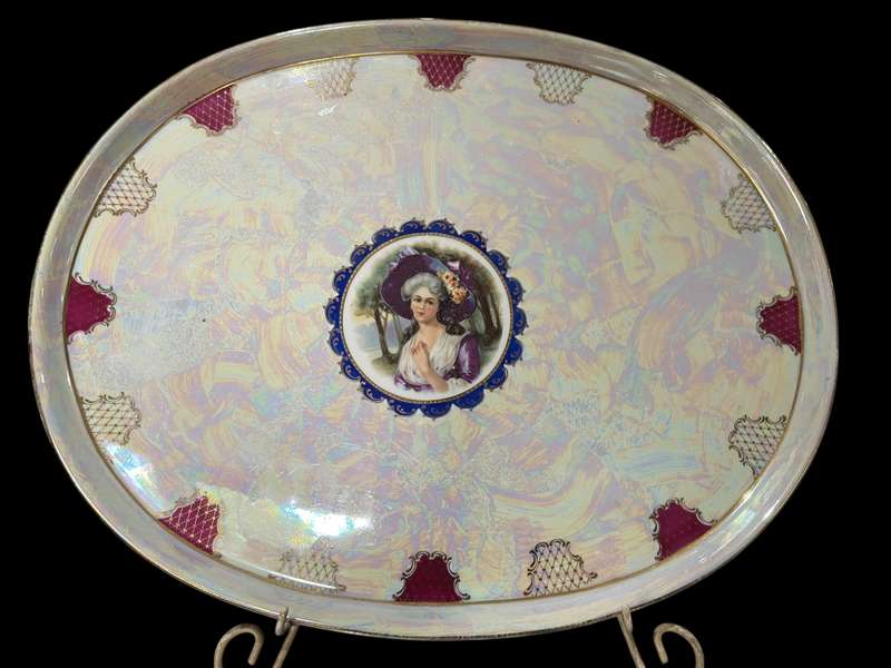 Plate/tray display Bavarian