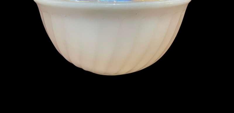 Oven dish Milk glass(NR1)