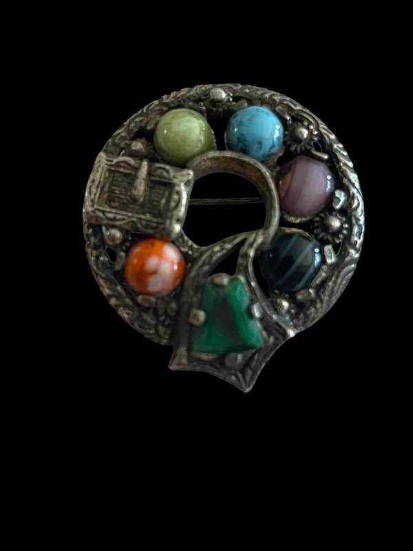 Brooch vintage Scottish(W)