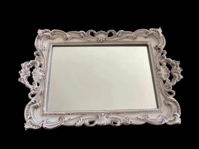 Tray display mirror