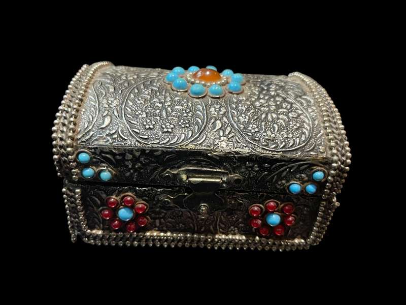 Trinket/ jewellery holder Indian