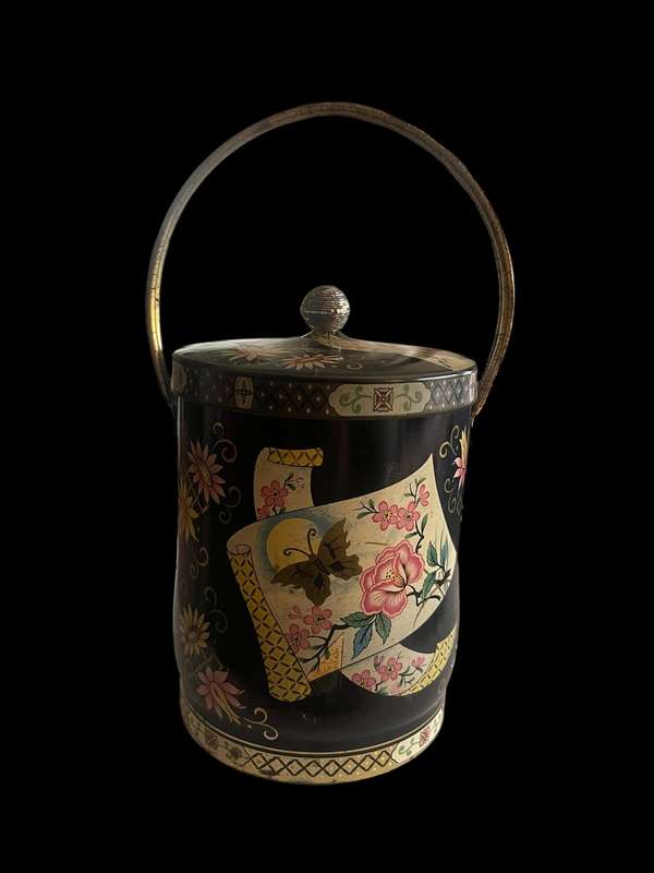 Tin vintage/antique