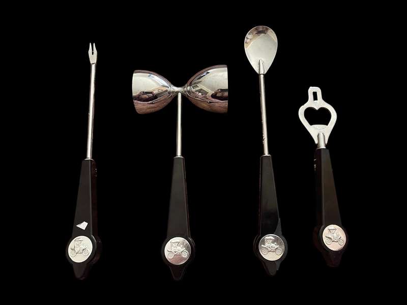 Bar cutlery set