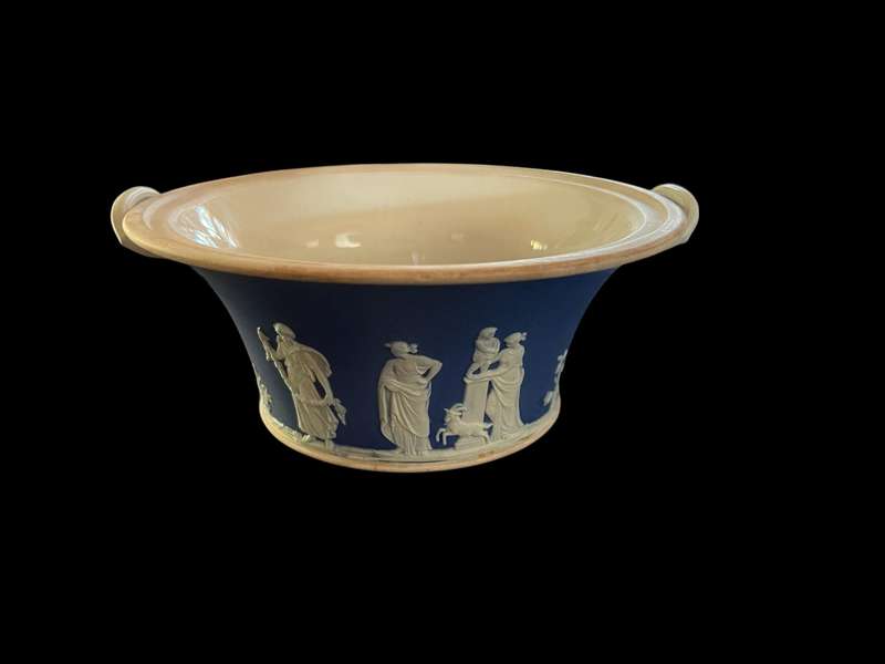 Bowl/planter Wedgwood