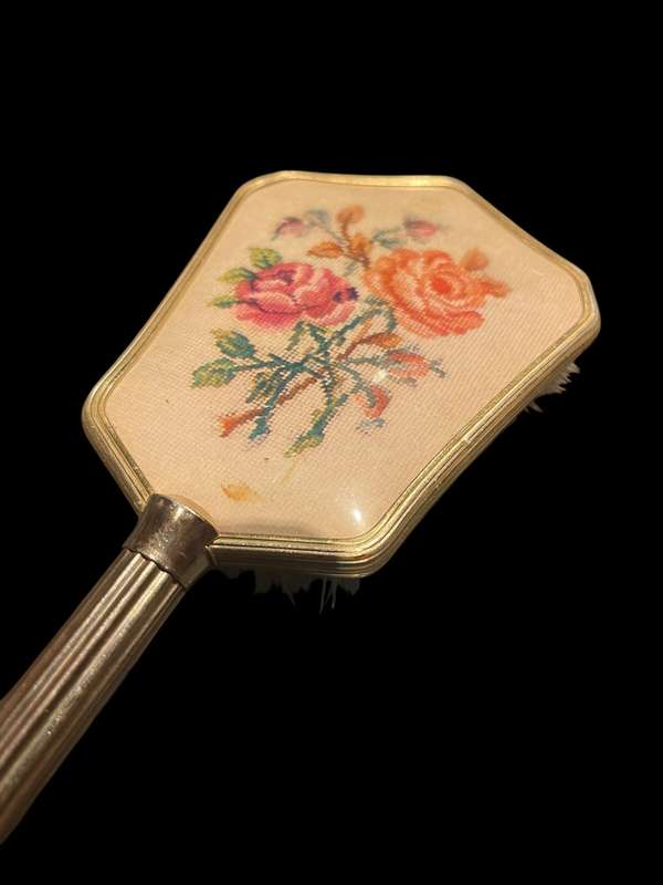 Hair brush vintage