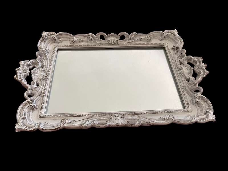 Tray display mirror