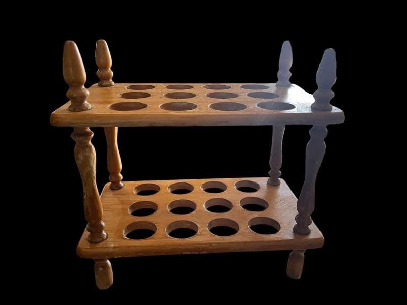 Egg stand/holder wood