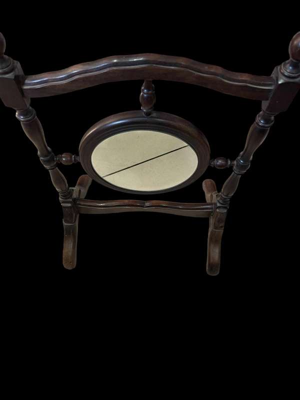 Mirror dresser top