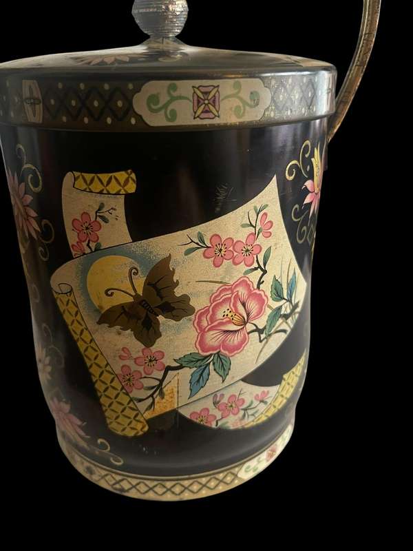 Tin vintage/antique