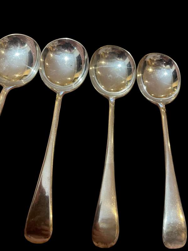 Soup spoons x6 silver plated(NR10)