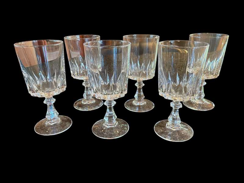 Glasses crystal
