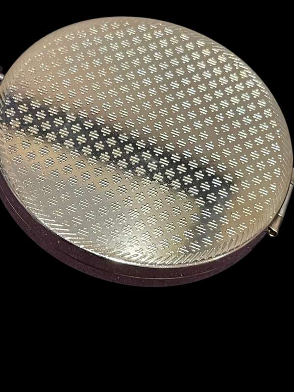 Compact mirror