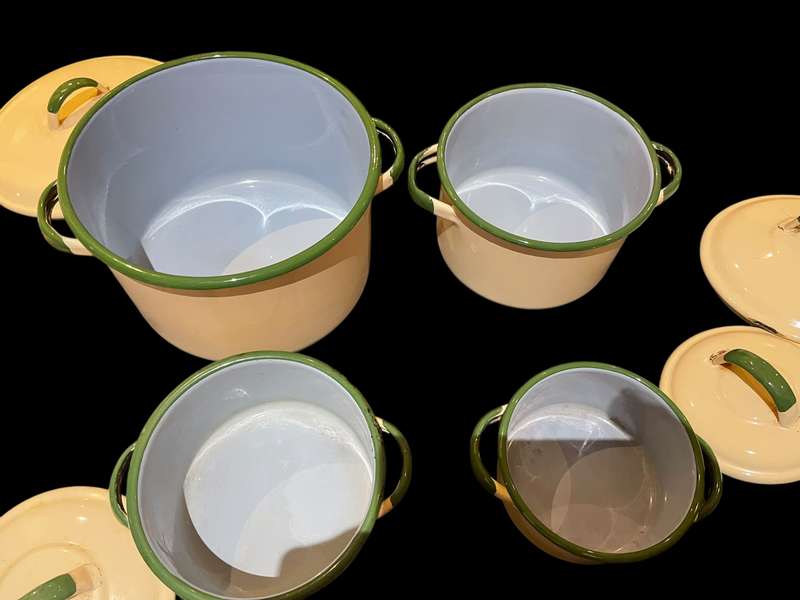 Pots enamel set x4