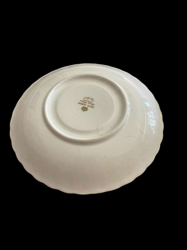 Saucer Royal Albert Val D Or