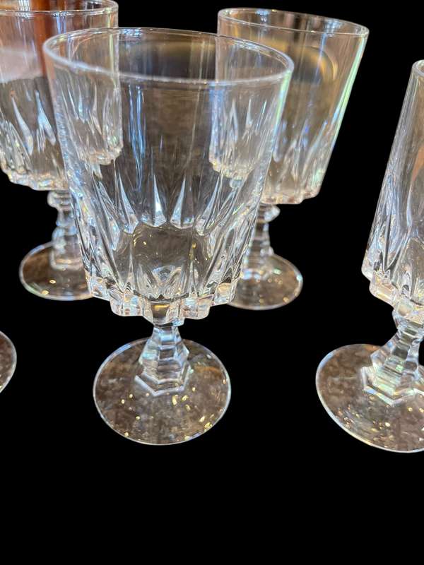 Glasses crystal