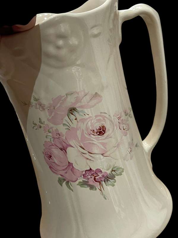 Wash basin jug Staffordshire