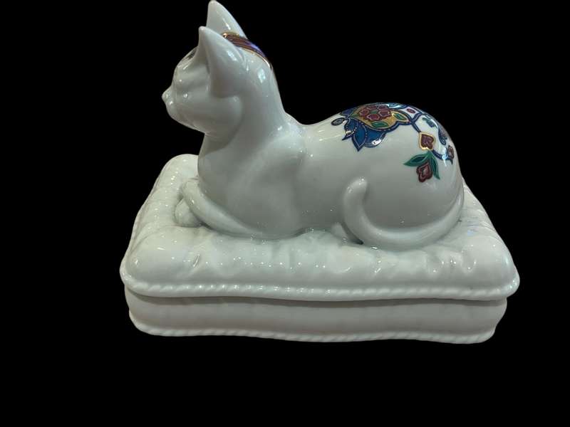 Jewellery/trinket holder Elizabeth Arden