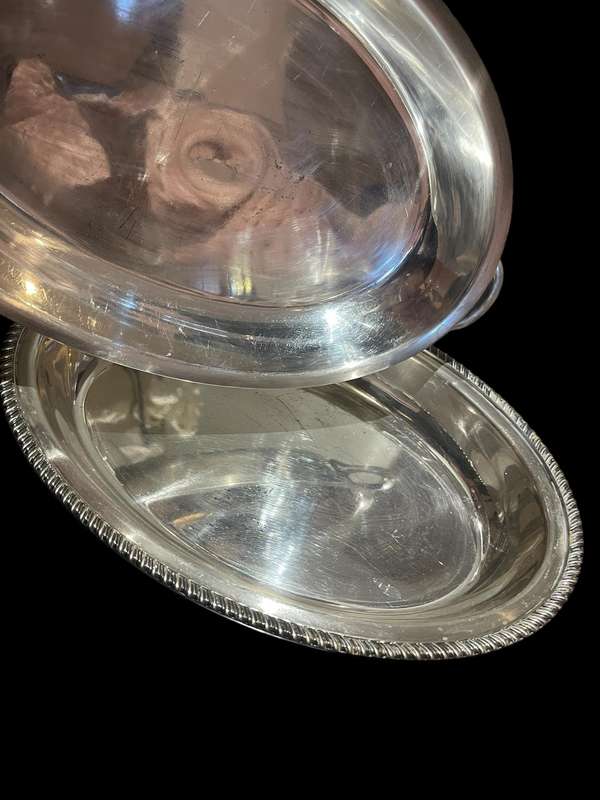 Serving/entree dish silver plated(NR4)