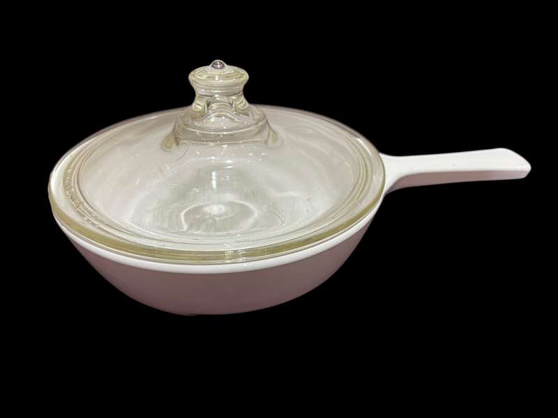Saucepan Corningware lidded
