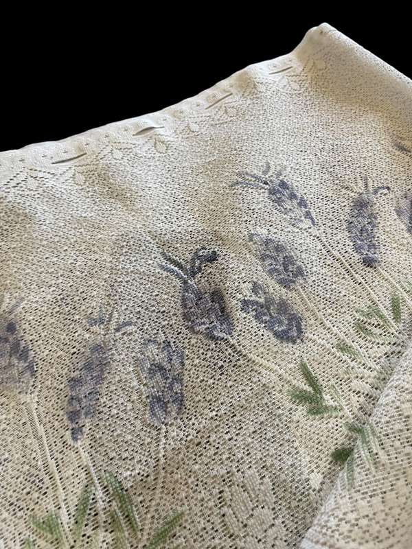 Curtain frill lavender