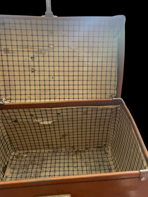 Suitcase decor item