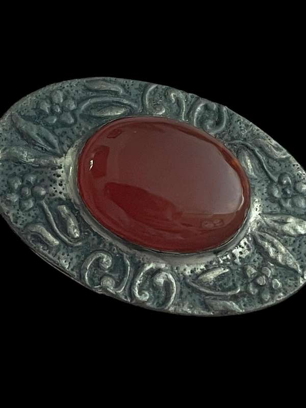 Brooch Carnelian stone(J)