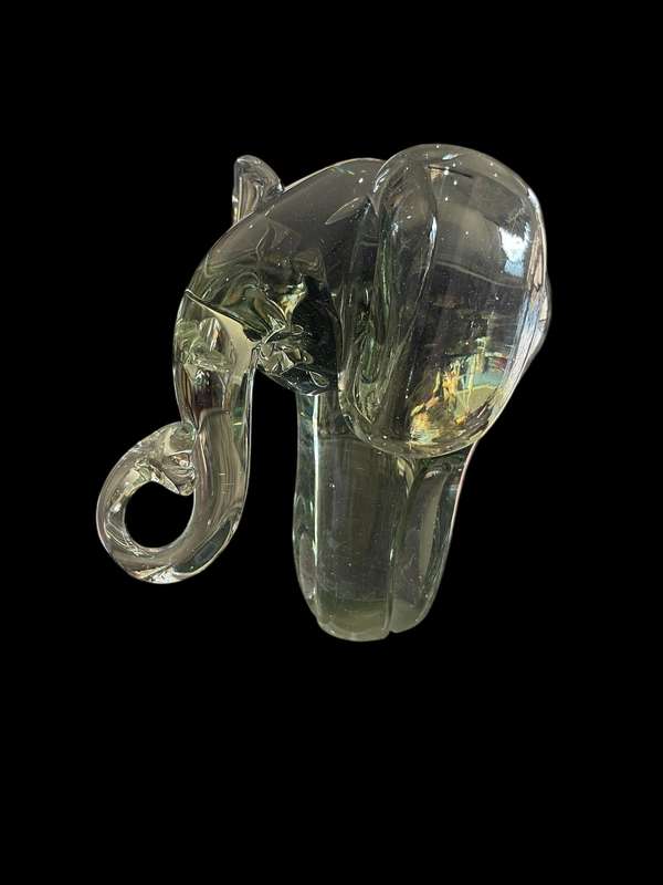 Ornament glass elephant