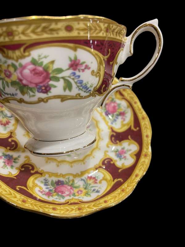 Duo Royal Albert