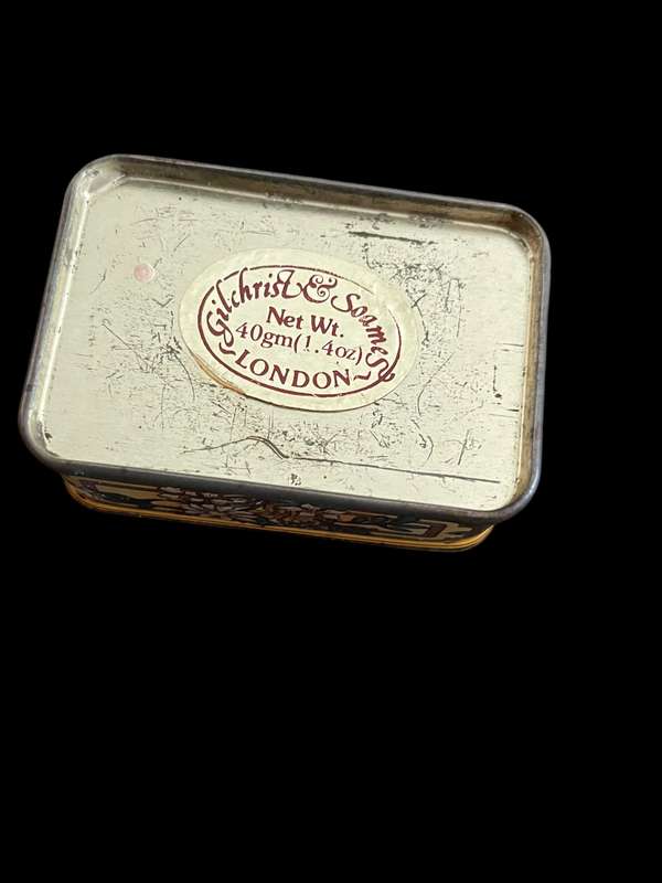 Ornament tin small vintage