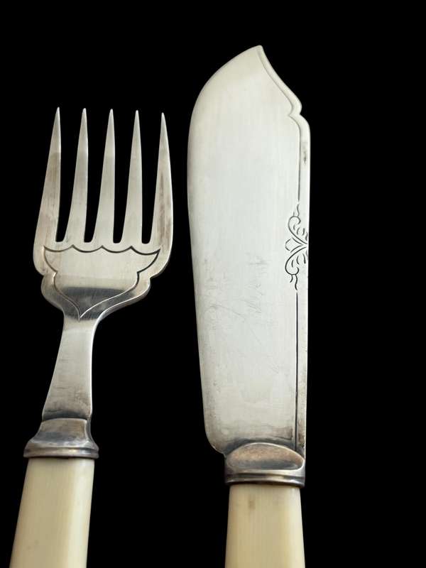 Cutlery serving set bone handled(NR1)