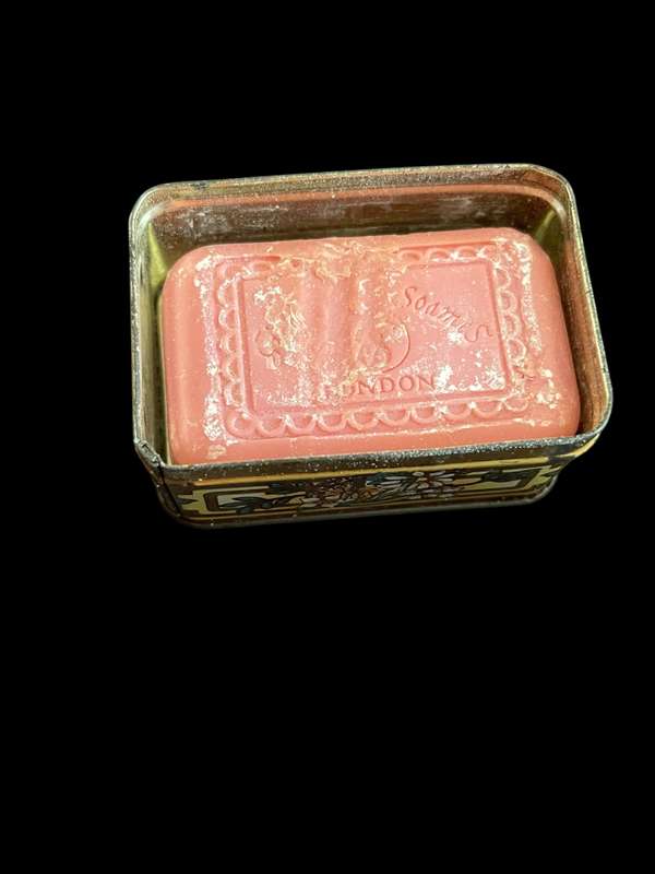 Ornament tin small vintage
