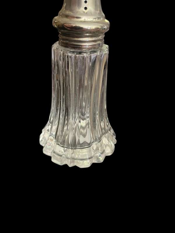 Sugar shaker crystal