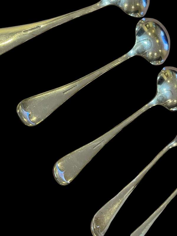 Soup spoons x6 silver plated(NR10)
