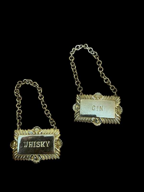 Decanter lables/tags silver plated set x3