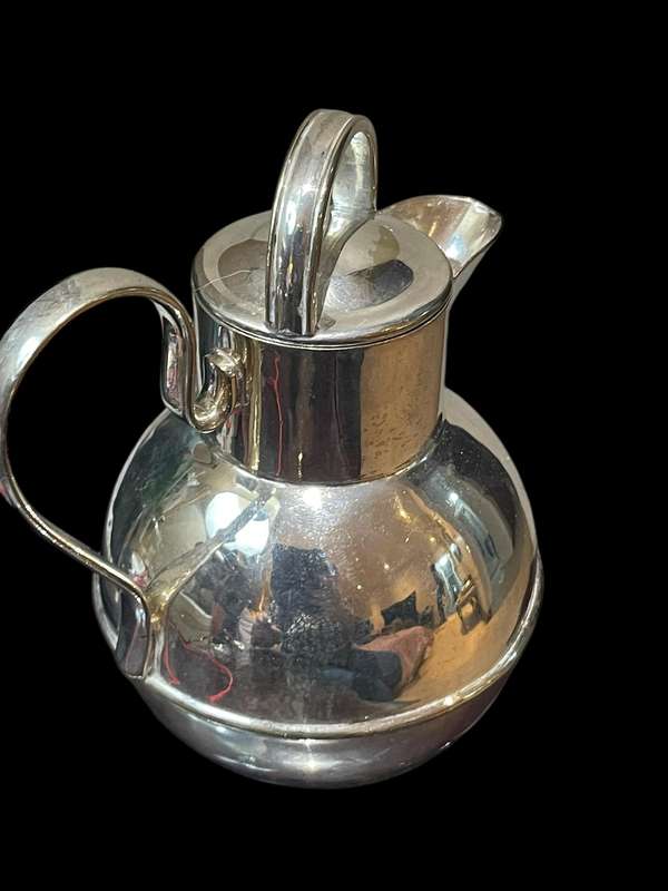 Hot water jug silver plated