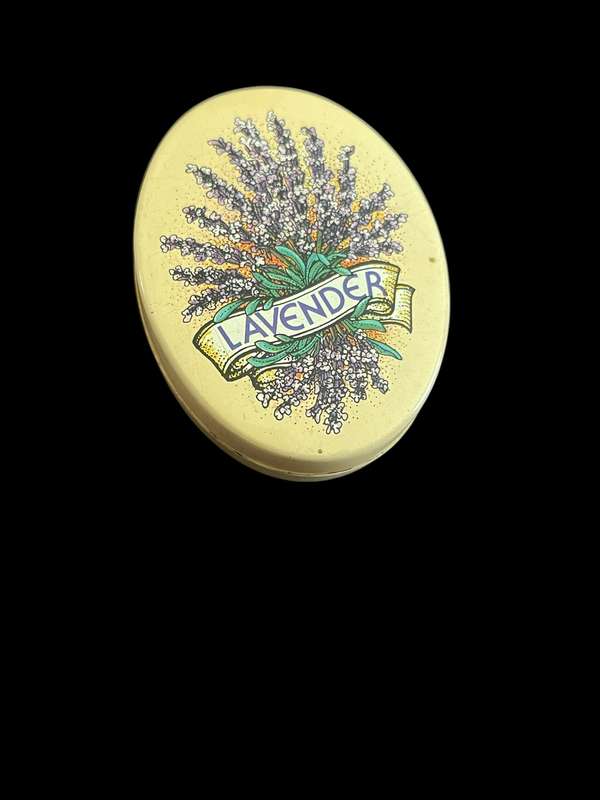 Ornament tin vintage
