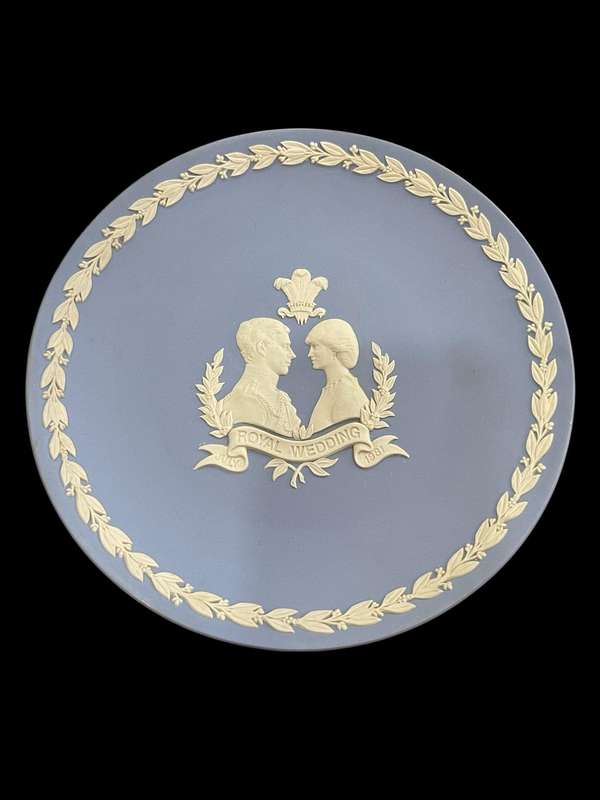 Plate display Wedgwood