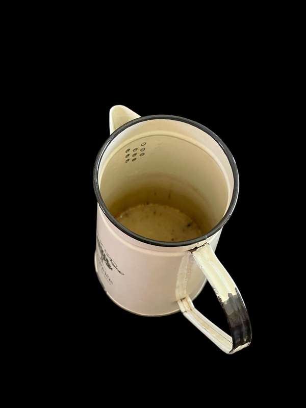 coffee pot/vase enamel