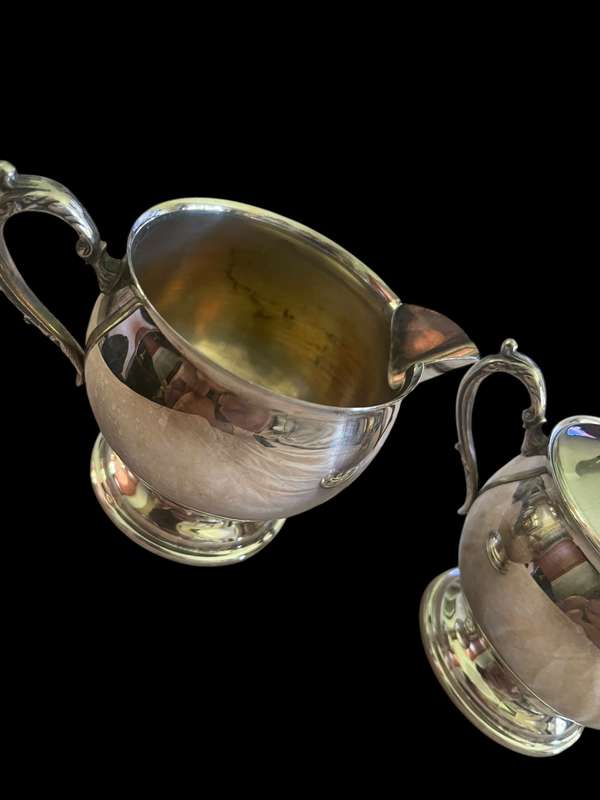 Creamer sugar basin