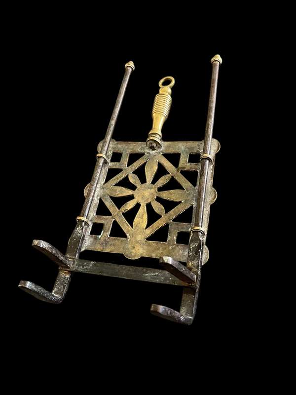 Trivet Victorian antique 1800s