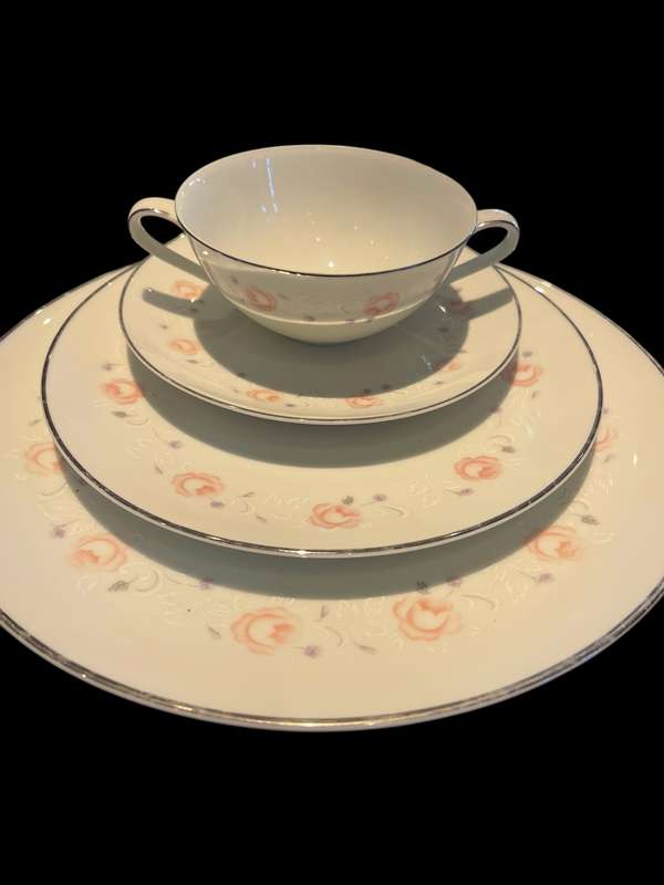 Dinner service Noritake