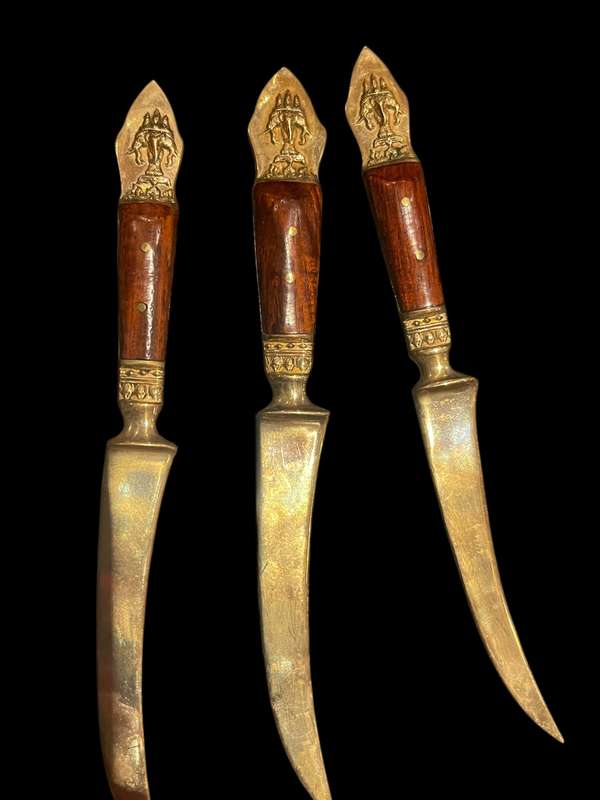 Cocktail/starter knives