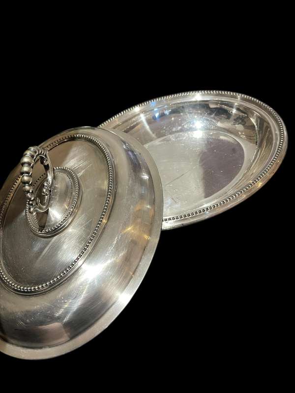 Serving/entree dish silver plated(NR3)