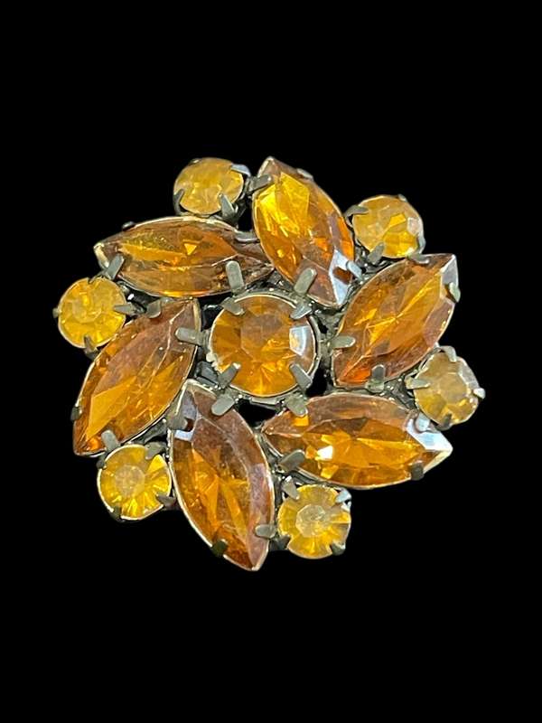 Brooch(NR2)